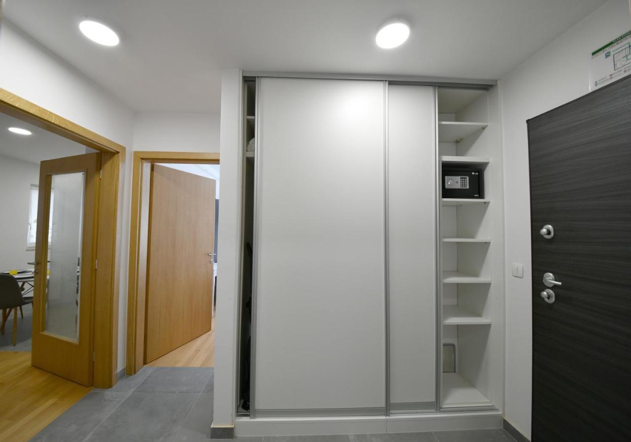 Kalimero apartman Križevci Esterno foto
