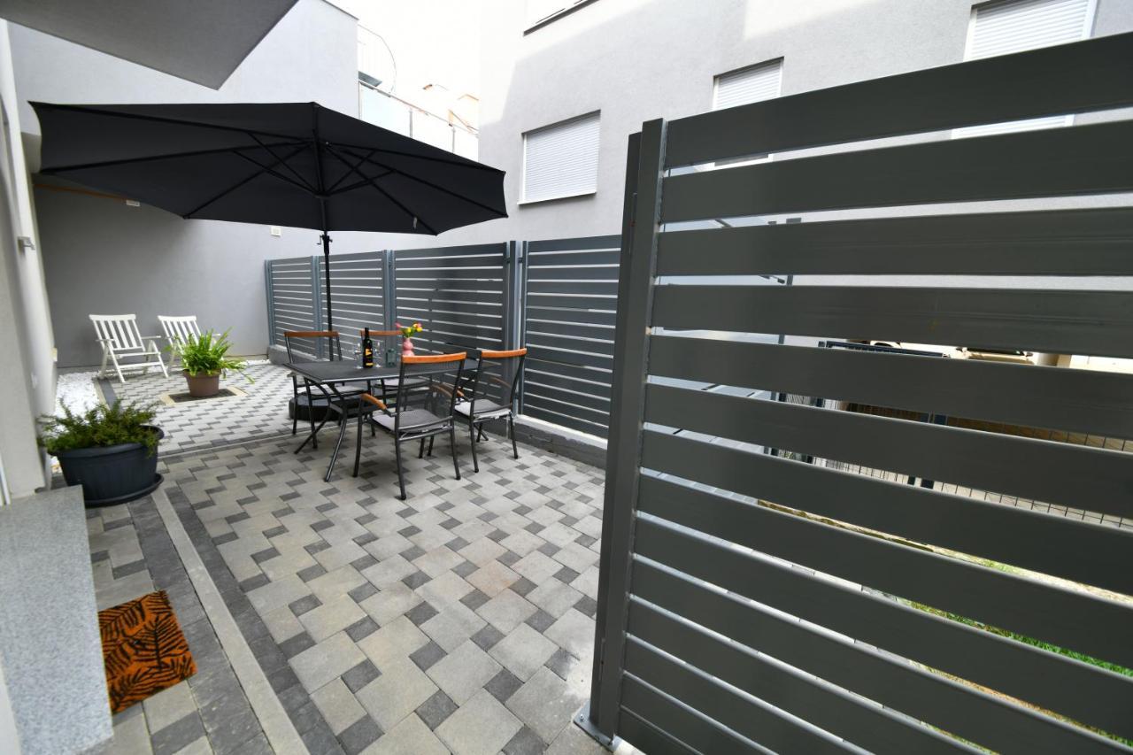 Kalimero apartman Križevci Esterno foto
